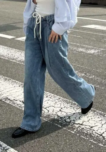 CANAL JEAN El mar 끈이 달린 데님 이지 팬츠