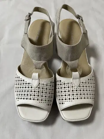 미시 데미시 missy des missy 웨지 샌들 24cm