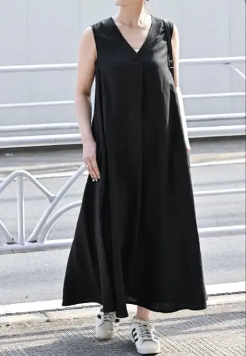 베세 재고 린넨 레이온 슬리브리스 원피스