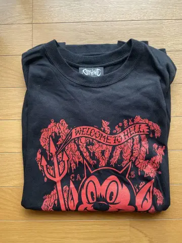 사타닉 2025 5bookstores TEE L 사이즈