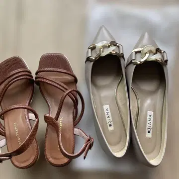 DIANA 베이지 스틸레토 플랫 슈즈 23.5cm