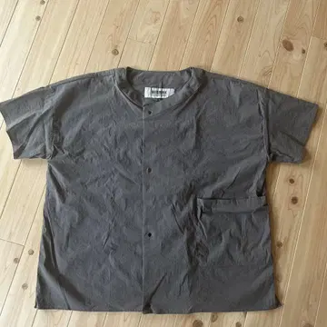 BASISBROEK 버튼이 달린 그레이 셔츠 사이즈 1