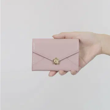 MARY QUANT 마리콴트 씰링 데이지 레터 미니 지갑