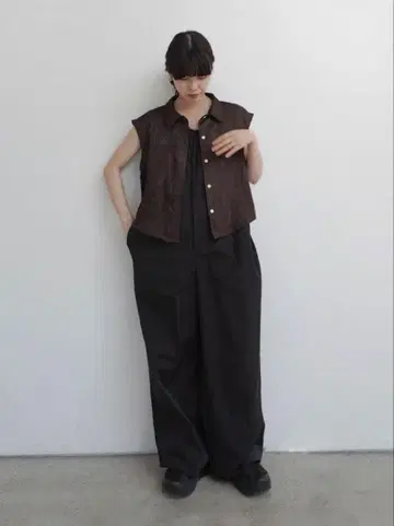 안누크 Washer Sleeveless Shirts / 브라운