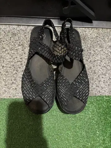 블랙 뜨개질 스포츠 샌들