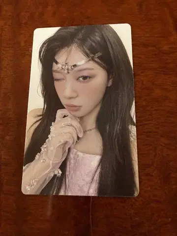 ILLIT bomb weverse album 트레이딩 카드 모카
