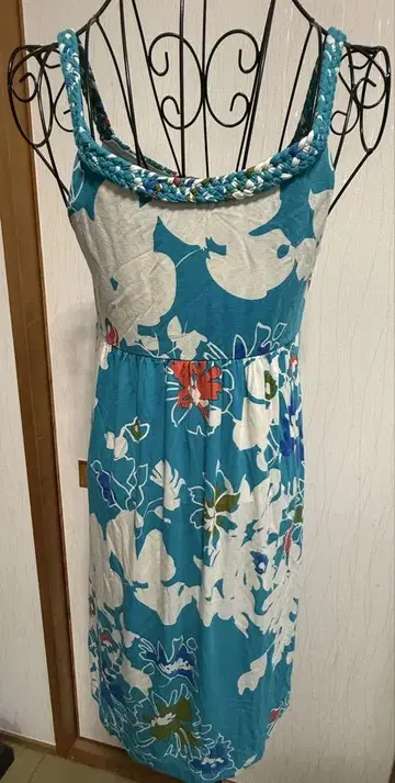 Tommy Bahama 꽃무늬 슬리브리스 원피스 . 튜닉 M