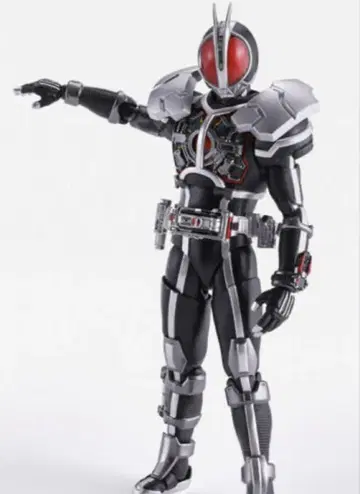 SHFiguarts 진면목 제법 가면라이더 파이즈 엑셀 폼