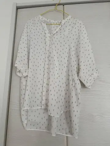 icb 도트 블라우스
