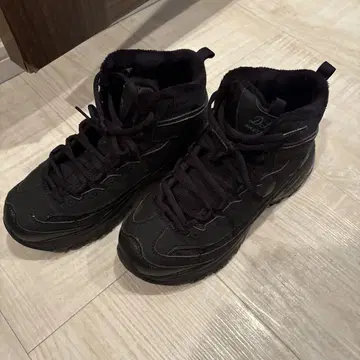 스케쳐스 겨울용 스니커즈 블랙 여성용 23cm