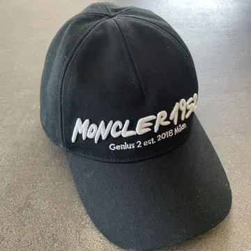 Moncler 1952 블랙 야구 모자