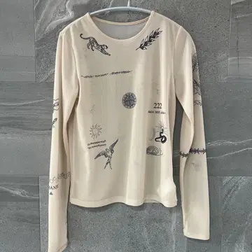 MAISON SPECIAL 크림색 긴팔 티셔츠 프린트