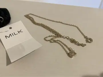 MILK 하트 참 목걸이