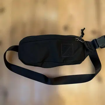 에버 굿즈 CIVIC ACCESS SLING 2L - 개정판