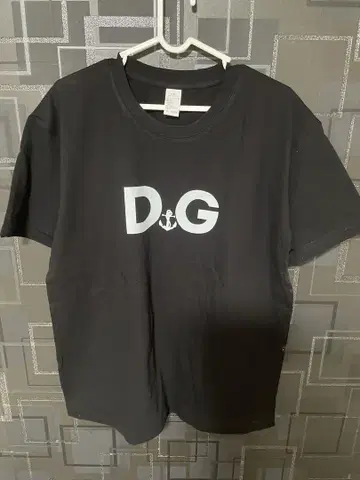 D.G. 로고 블랙 티셔츠 XL