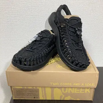KEEN UNEEK 샌들 블랙 24cm