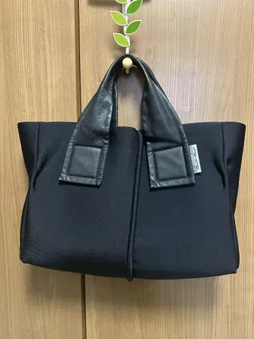 카와카와 토트백 M 사이즈 블랙