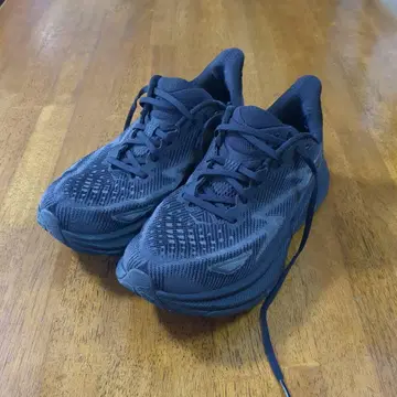 HOKA Clifton 9 블랙 28cm