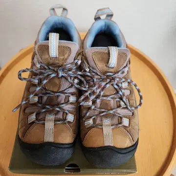 KEEN 등산화 23.5cm 브라운/블루