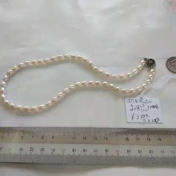 담수 펄 목걸이입니다.