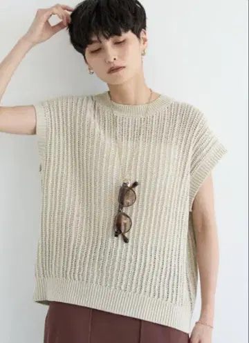 밴야드 스톰 라메 슬리브리스 니트