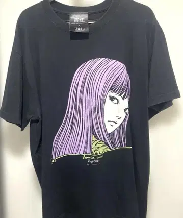 토미에 Junji Ito 티셔츠 블랙 클리닝 완료