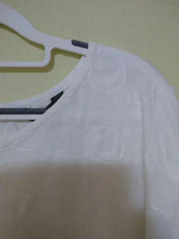 화이트 원피스 패턴