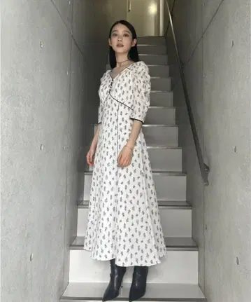 새상품급 snidel 바리에 프린트 원피스