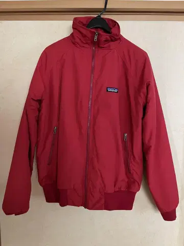 새상품급 파타고니아 Patagonia 쉘 신틸라