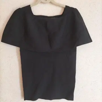 노엘라 니트 탑