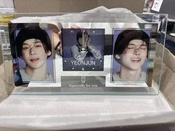 TXT YEONJUN 아크릴 시계