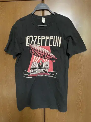 LED ZEPPELIN MOTHERSHIP 티셔츠 M 공식 상품