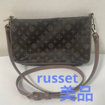 russet 숄더백