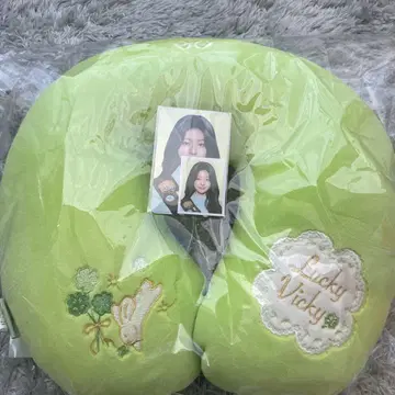 IVE SCOUT 원영 넥 필로우 트레이딩 카드