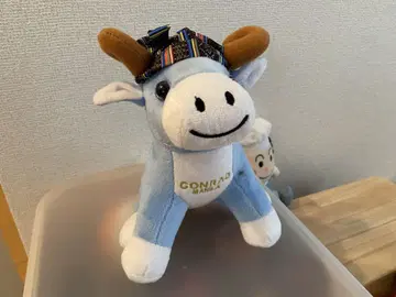 CONRAD MANILA 소 봉제 인형