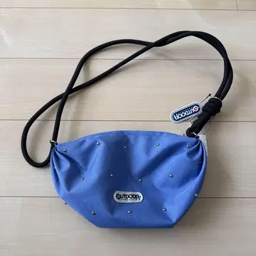 OUTDOOR PRODUCTS/스터드 슬링 백