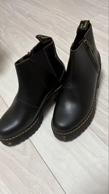 Dr.Martin 로메티 38 미사용 새상품