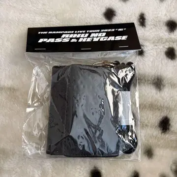 RIKU가 제작한 RIKU NO PASS 및 KEYCASE