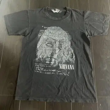 초레어! NIRVANA 커트 코베인 티셔츠 닐바나