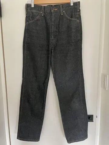 Wrangler 블랙 스트레이트 데님