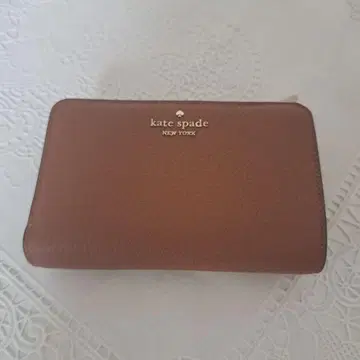 미사용 새상품 kate spade 접이식 지갑