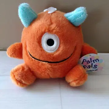 Palm Pals 몬스터 봉제 인형