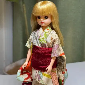 리카짱 4세대 기모노 오리지널 후리소데