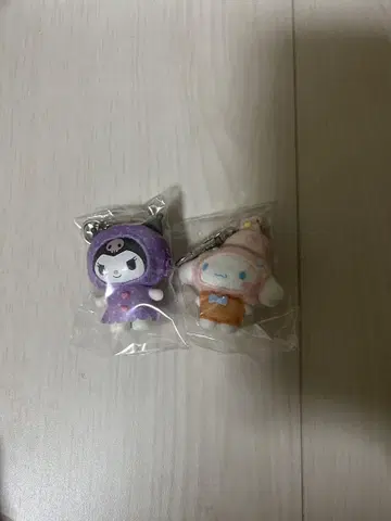 치비토모 쿠로미 시나몬 롤