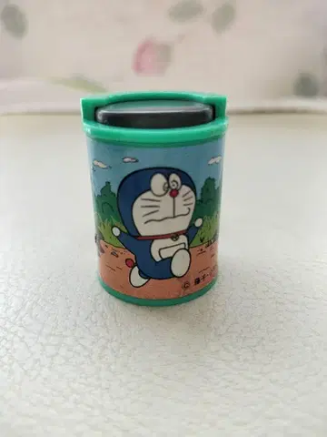 레트로 도라에몽 코인 홀더