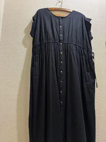 사만사 모스모스 슬리브리스 원피스