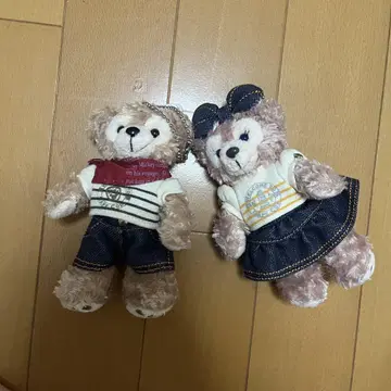 더피 & 셰리 메이 봉제 인형 배지 2013 데님