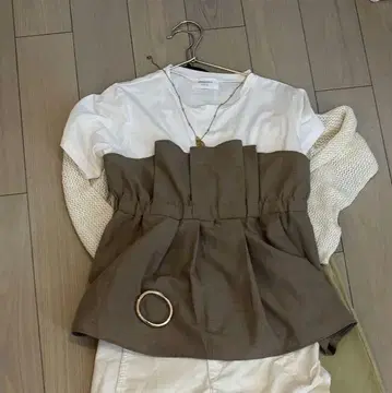 OPAPUE.CLIP의 티셔츠
