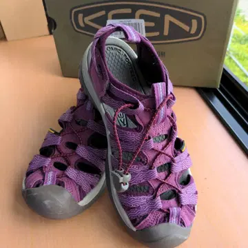 KEEN 킨 WHISPER 위스퍼 스포츠 샌들 24cm