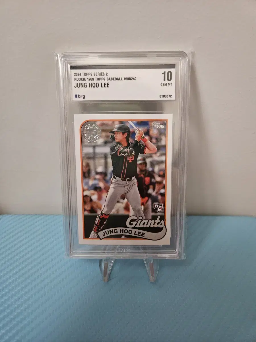 2024 Topps 1989 Lee Jung-hoo Rookie Baseball Card